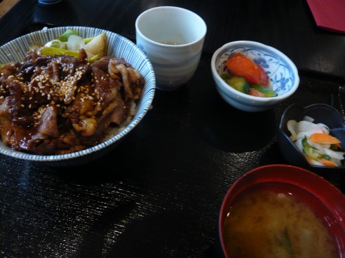 maigrir au restaurant,régulation alimentaire,maigrir sans régime,manger souvent au restaurant et garder la ligne