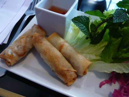 Aloy Aloy, restaurant, cuisine thaï, montmartre, paris 18, saumon, curry, nems, gastronomie